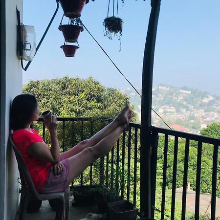 S V Homestay 캔디 외부 사진