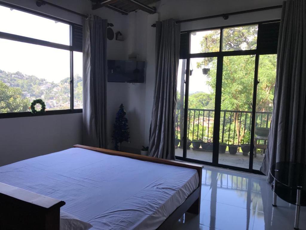 S V Homestay 캔디 외부 사진